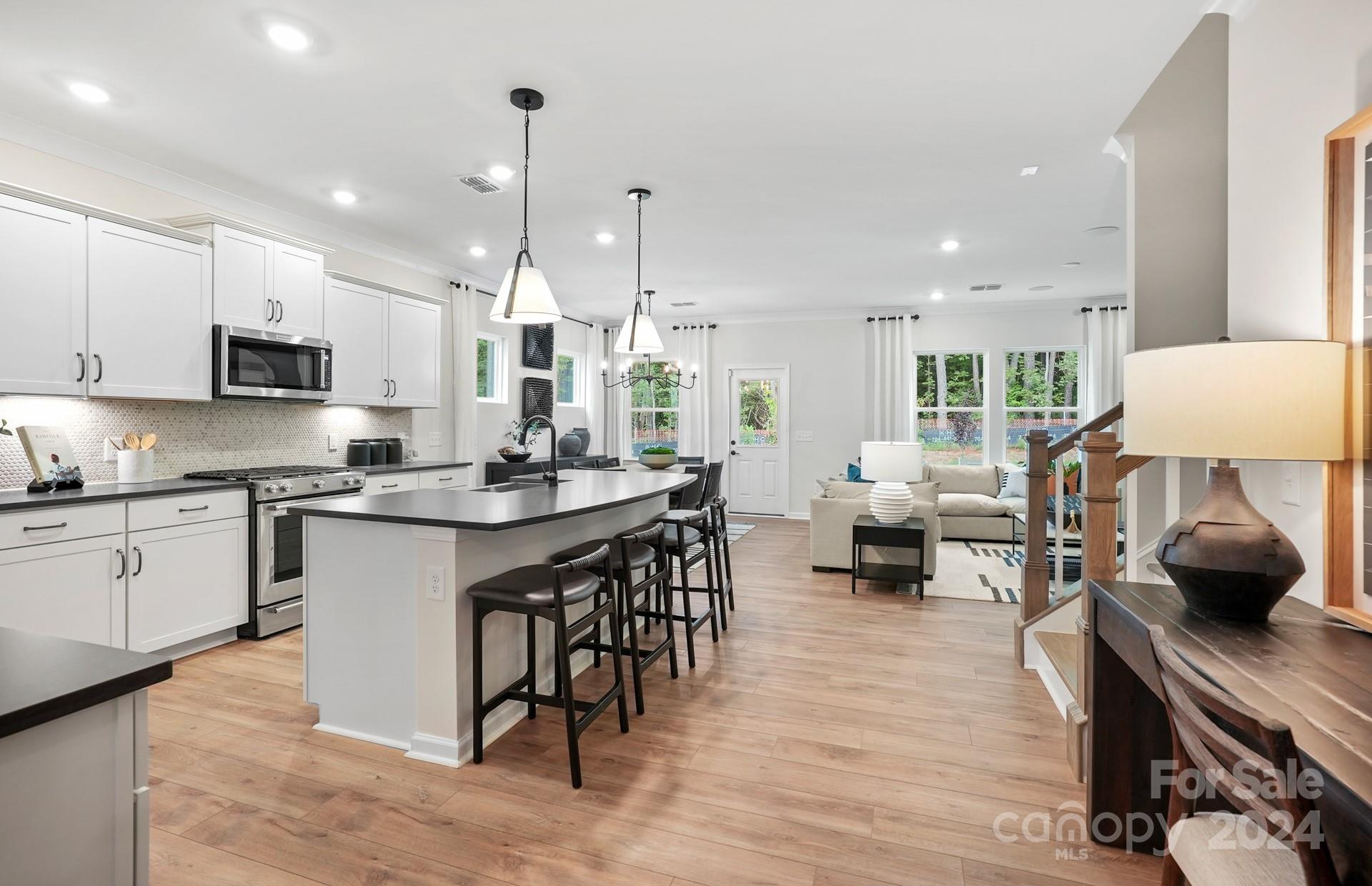 Hales Ford Rd, Charlotte, NC 28215