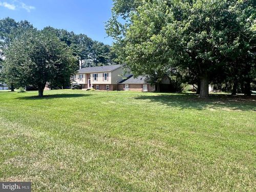 301 White Pine Dr, MIDDLETOWN, DE, 19709-9776 | Card Image