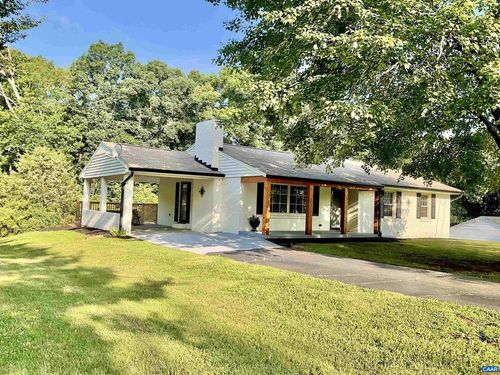 143 Lake Dr, Amherst, VA, 24521-3115 | Card Image