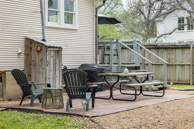261 N Water St, House other with 2 bedrooms, 1 bathrooms and null parking in La Grange TX | Image 23