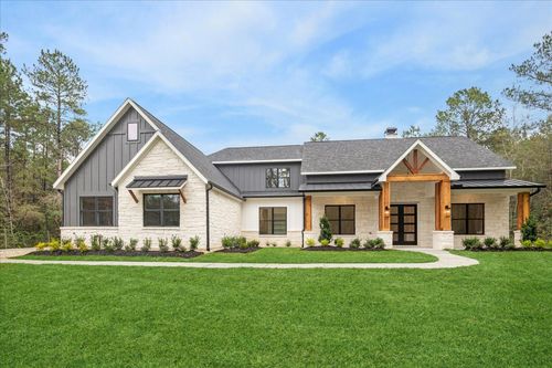 688 Lonestar Rd, Huntsville, TX, 77340-1425 | Card Image