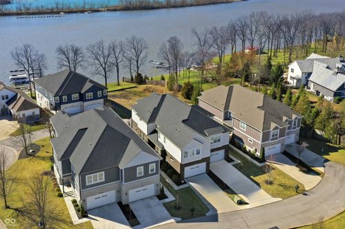 13711 Voyager Dr, Fishers, IN, 46037-7821 | Card Image