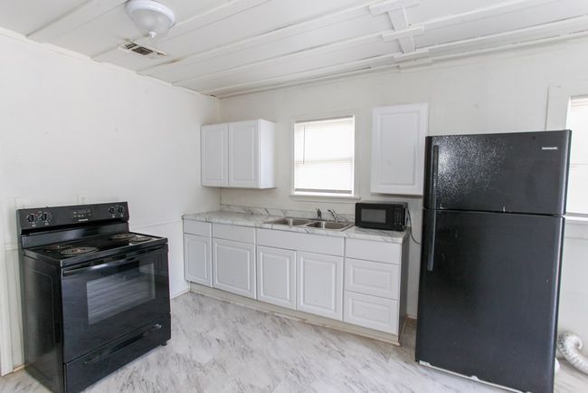 1607 State St, House other with 3 bedrooms, 1 bathrooms and null parking in Big Spring TX | Image 13