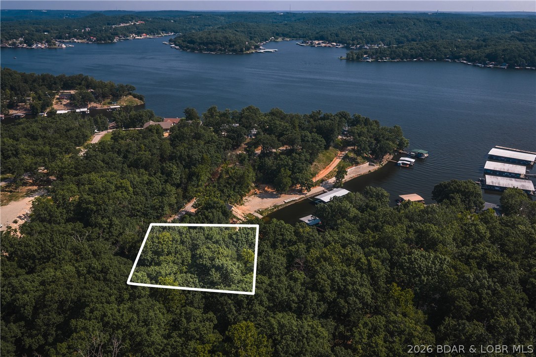 Land in Camdenton