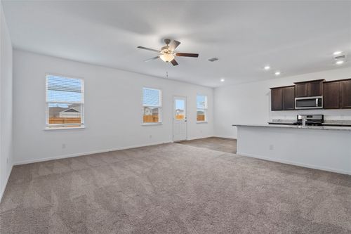 3949 Prairie Crk, New Braunfels, TX, 78132-0167 | Card Image