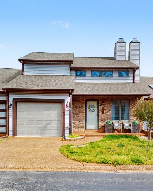 407 Country Club Ct, Clarksville, TN, 37043-4432 | Card Image