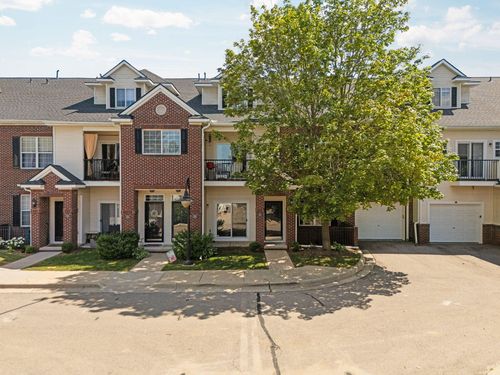 131-273 Scio Village Ct, Ann Arbor, MI, 48103-9148 | Card Image