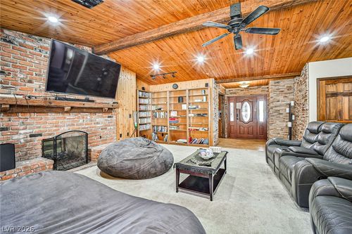 4674 Saddle Pl, Las Vegas, NV, 89119-6110 | Card Image