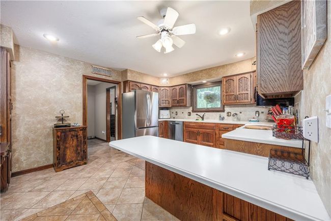1836 N 4 Th St, House other with 5 bedrooms, 2 bathrooms and null parking in Neodesha KS | Image 11