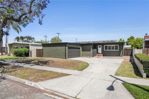 15419 Midcrest Dr, Whittier, CA, 90604 | Card Image