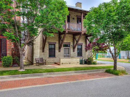 29 Park St, Eufaula, OK, 74432-5809 | Card Image