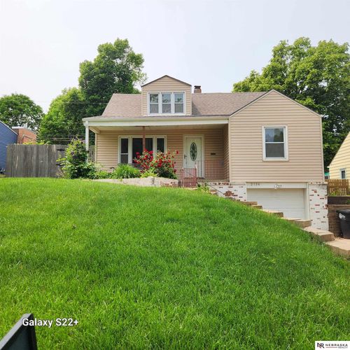 2134 S 48th St, Omaha, NE, 68106-3209 | Card Image