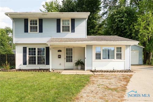715 Christina Ct, Findlay, OH, 45840-4516 | Card Image