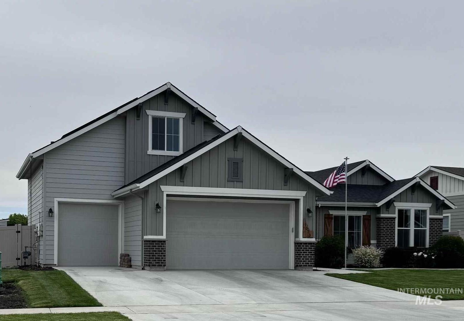 Coastal Ct, Meridian, ID 83642