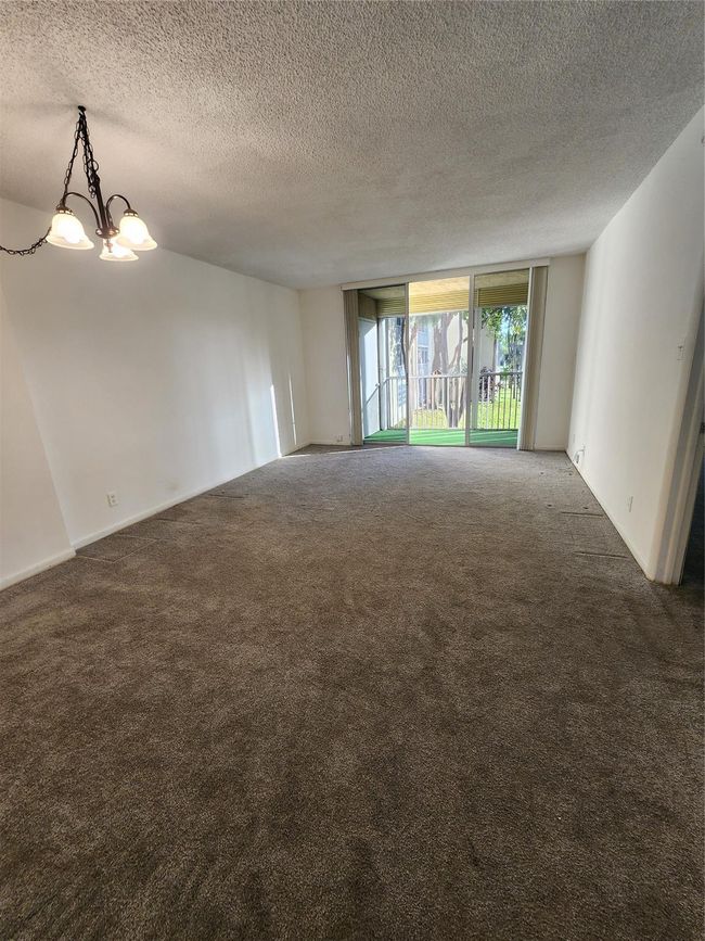 APT-211 - 3341 Nw 47 Th Ter, Condo with 1 bedrooms, 2 bathrooms and null parking in Lauderdale Lakes FL | Image 26