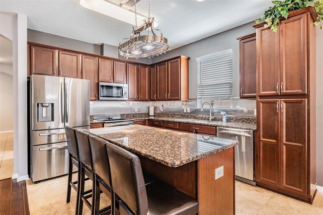 1524 Rhodeswell Ln, House other with 5 bedrooms, 3 bathrooms and null parking in DOVER FL | Image 9