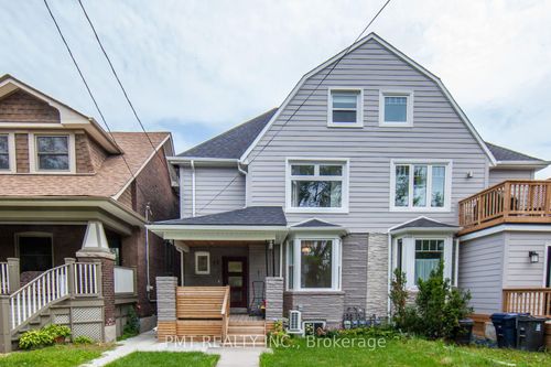 c-17 Lockwood Rd, Toronto, ON, M4L3M7 | Card Image