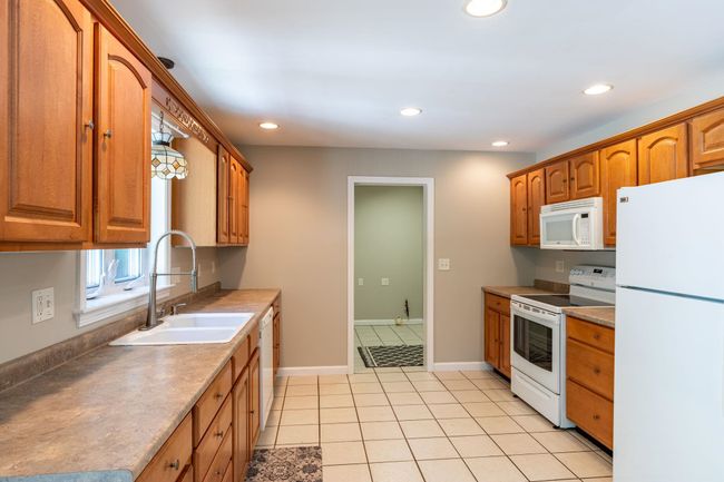 21 Turtle Pond Rd, House other with 3 bedrooms, 2 bathrooms and null parking in Lee NH | Image 26