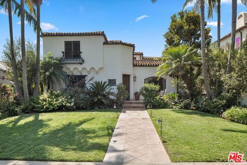 210 15th St, Santa Monica, CA, 90402-2210 | Card Image