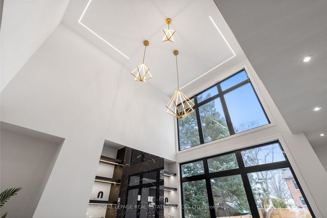 80 Edgecroft Rd, House other with 5 bedrooms, 5 bathrooms and 2 parking in Etobicoke ON | Image 17