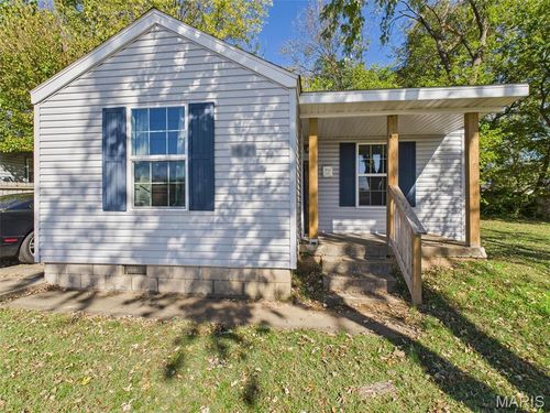 1621 E Chestnut St, Springfield, MO, 65802-2156 | Card Image