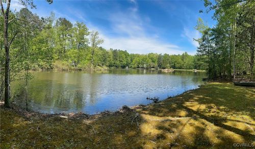 328 Perrow Ln, Manakin Sabot, VA, 23103-2844 | Card Image