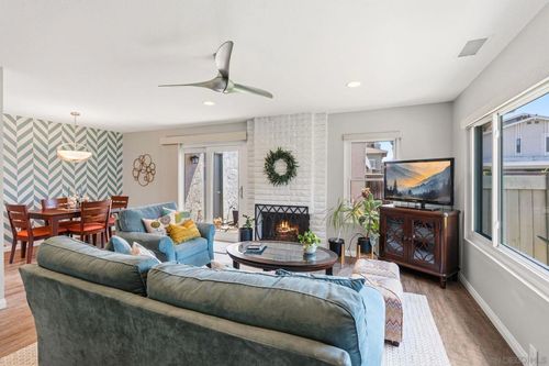 7747 Camino Noguera, San Diego, CA, 92122-2032 | Card Image