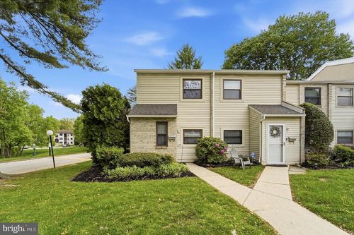 2030-2030 Valley Dr, WEST CHESTER, PA, 19382-6493 | Card Image