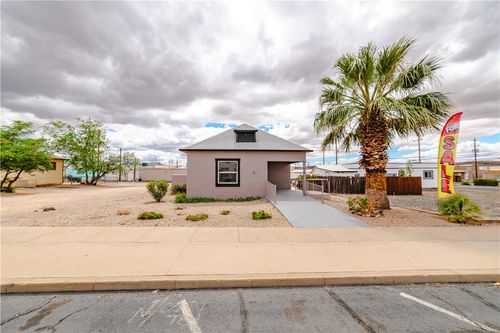 310 E Oak St, Kingman, AZ, 86401-5840 | Card Image