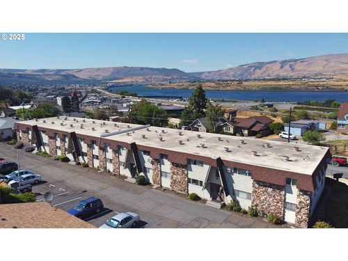 7-1622 E 9th St, The Dalles, OR, 97058-3144 | Card Image