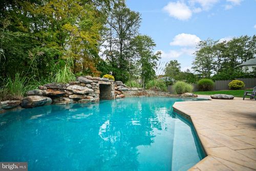 502 Long Ln, HUNTINGDON VALLEY, PA, 19006-2941 | Card Image