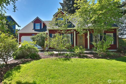 730 Gleason Ln, Langley, WA, 98260-8614 | Card Image