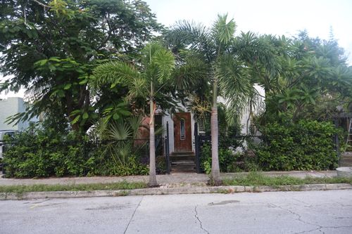 607 El Vedado, West Palm Beach, FL, 33405 | Card Image