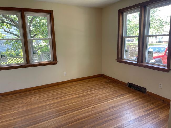 1305 E Broadway St, House other with 3 bedrooms, 1 bathrooms and 2 parking in Streator IL | Image 10
