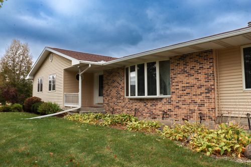 953 Sunset Dr, MILLEDGEVILLE, IL, 61051-9167 | Card Image