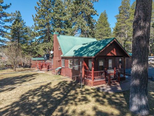 10068 Meadow Way, Truckee, CA, 96161 | Card Image
