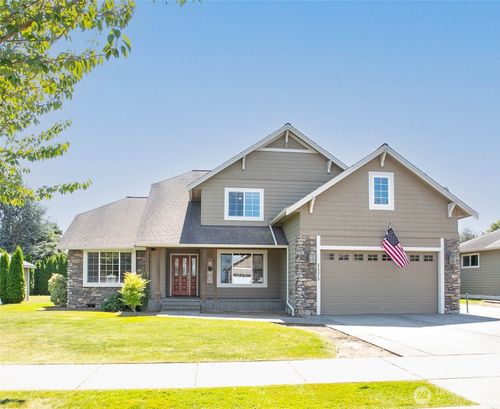 1525 Westview Circle, Lynden, WA, 98264 | Card Image