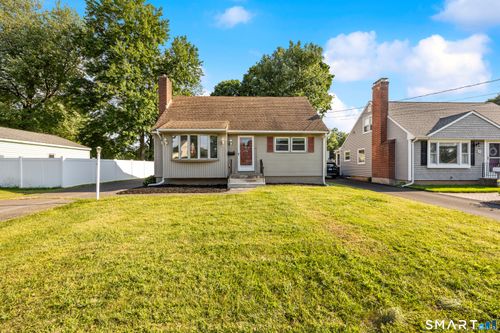 39 Whiteside St, Newington, CT, 06111-3964 | Card Image