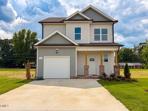 61 W Coulter Ct, Selma, NC, 27576-7698 | Card Image