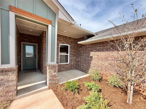 4015 Abingdon Dr, Norman, OK, 73026-1425 | Card Image