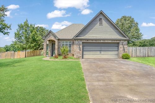 5009 Falcon Dr, Durant, OK, 74701-5546 | Card Image