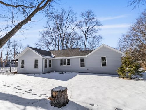 8444 Fish Hatchery Rd, Burlington, WI, 53105-8728 | Card Image