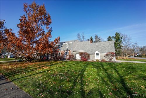 67 Amberwood Drive, Grand Island, NY, 14072 | Card Image