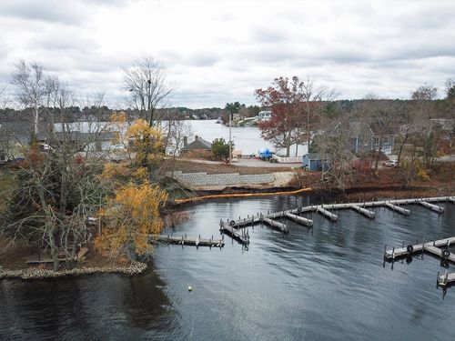 13 S Point Rd, Webster, MA, 01570-3637 | Card Image