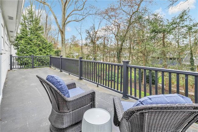 and private Terrace | Image 27