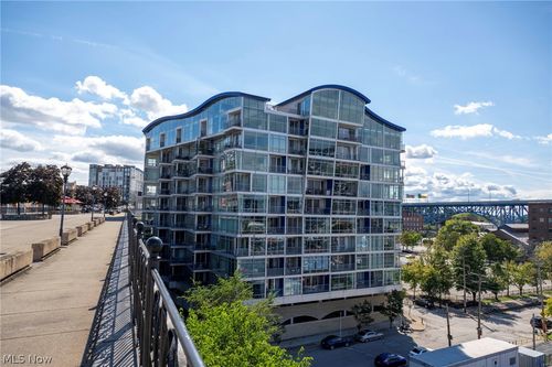 apt-507-1237 Washington Ave, Cleveland, OH, 44113-2362 | Card Image