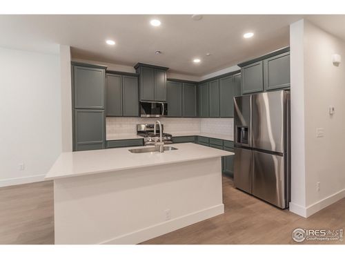 4894 River Roads Dr, Timnath, CO, 80547-4420 | Card Image