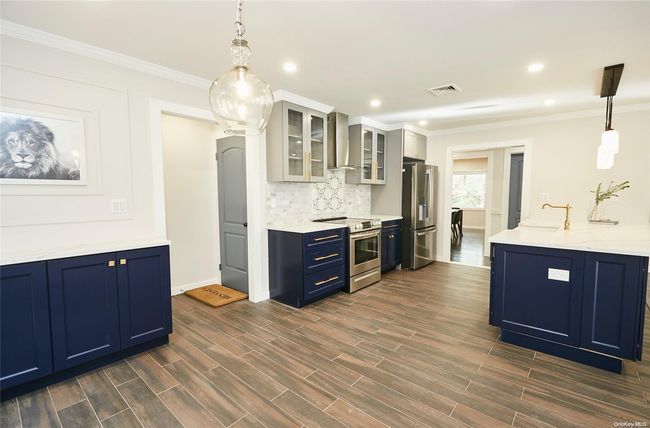 170 Laurel Ln, House other with 4 bedrooms, 3 bathrooms and null parking in Syosset NY | Image 6