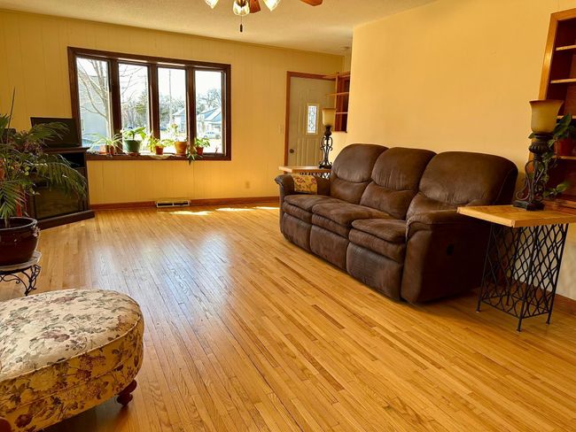 2004 2 Nd St E, House other with 3 bedrooms, 1 bathrooms and null parking in MENOMONIE WI | Image 9