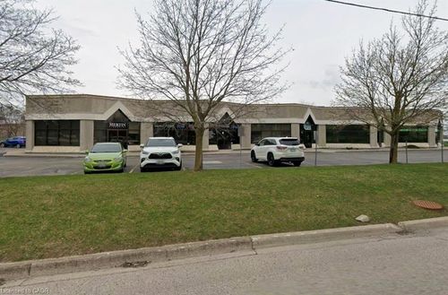 {{alt}} | Card Image